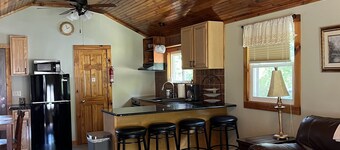 “The Cottage” is in a private lake community 15 mins. from Mountain Creek Resort