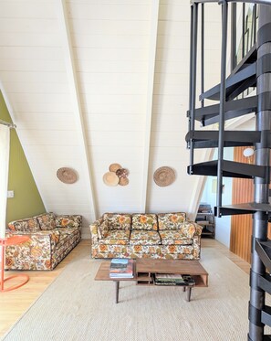 Smart TV, books, music library