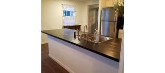 Quiet Private Country Cottage