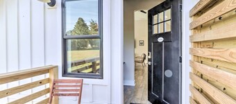 Bright Crozet Apartment w/ Mountain Views!