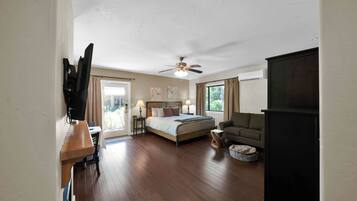 1 bedroom, iron/ironing board, free WiFi, bed sheets