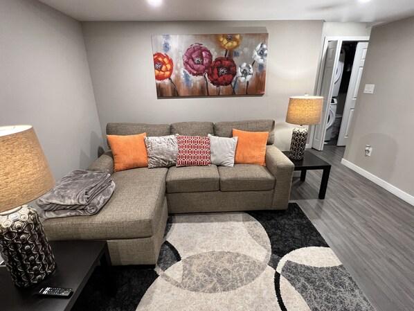 Living area - The Pavilion - Modern and Exquisite Suite in Brighton (Saskatoon)