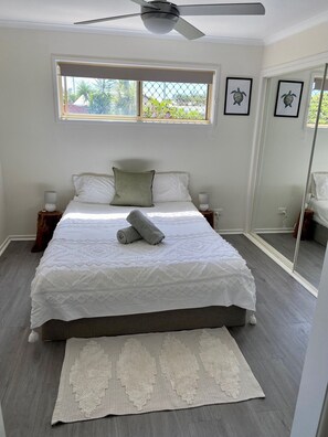 3 bedrooms, free WiFi, bed sheets