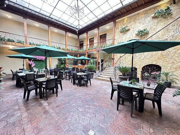 Terrace/patio - NASS Central Garden (Cuenca)