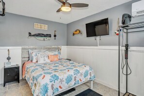 1 chambre, fer et planche à repasser, lit parapluie, Wi-Fi gratuit