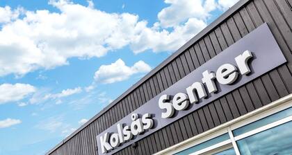 Spacious Modern Apartment