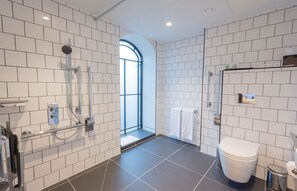 Bathroom - The Wesley Camden Town (London)