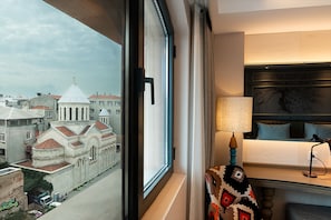 Room, 1 Queen Bed, Non Smoking | View from room