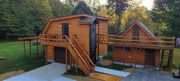 Exterior - The Eryie at Beauty Mountain (Edmond)