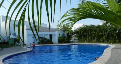 CASA CEIBA by TRVL2HM