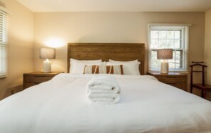 4 slaapkamers, een strijkplank/strijkijzer, wifi, beddengoed