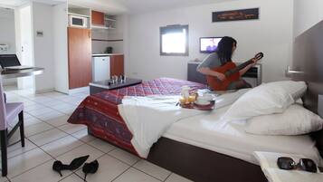 Coffres-forts dans les chambres, Wi-Fi gratuit, draps fournis