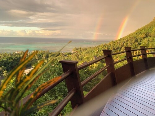 Magnifique villa avec jacuzzi et superbe vue lagon