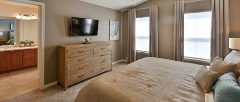 3 chambres, bureau, fer et planche à repasser, Wi-Fi gratuit