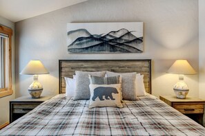 3 bedrooms, iron/ironing board, travel cot, free WiFi