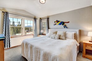 2 Schlafzimmer, Bügeleisen/Bügelbrett, Reisekinderbett, kostenloses WLAN