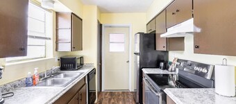 Southern Comfort Near Dallas Metroplex Area Accommodates 9 Guests