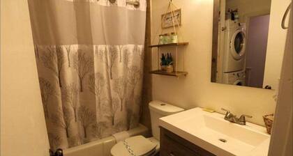 Updated Pet Friendly Windsor Hill Condo in WV