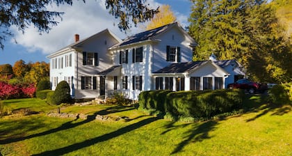 Whitney by AvantStay | Private Berkshires Estate