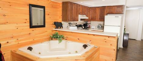 雪櫃、微波爐、焗爐、爐具