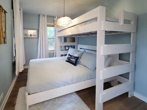 3 habitaciones, tabla de planchar con plancha y wifi gratis 