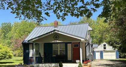 Lexington Stays. Close to town and beach!