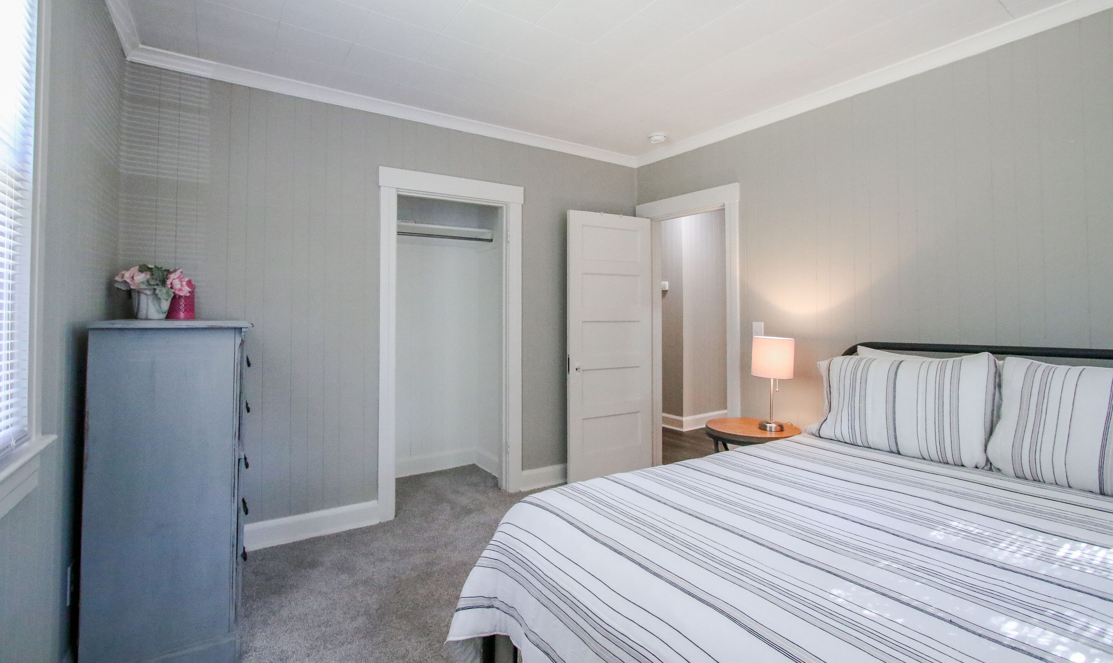 Comfort House | 3 bedrooms, premium bedding, iron/ironing board, WiFi (free)