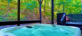 The Ravine - Hot tub, 5BR, Gameroom, Fast WIFI, 4 min to Bryce & Pet Friendly