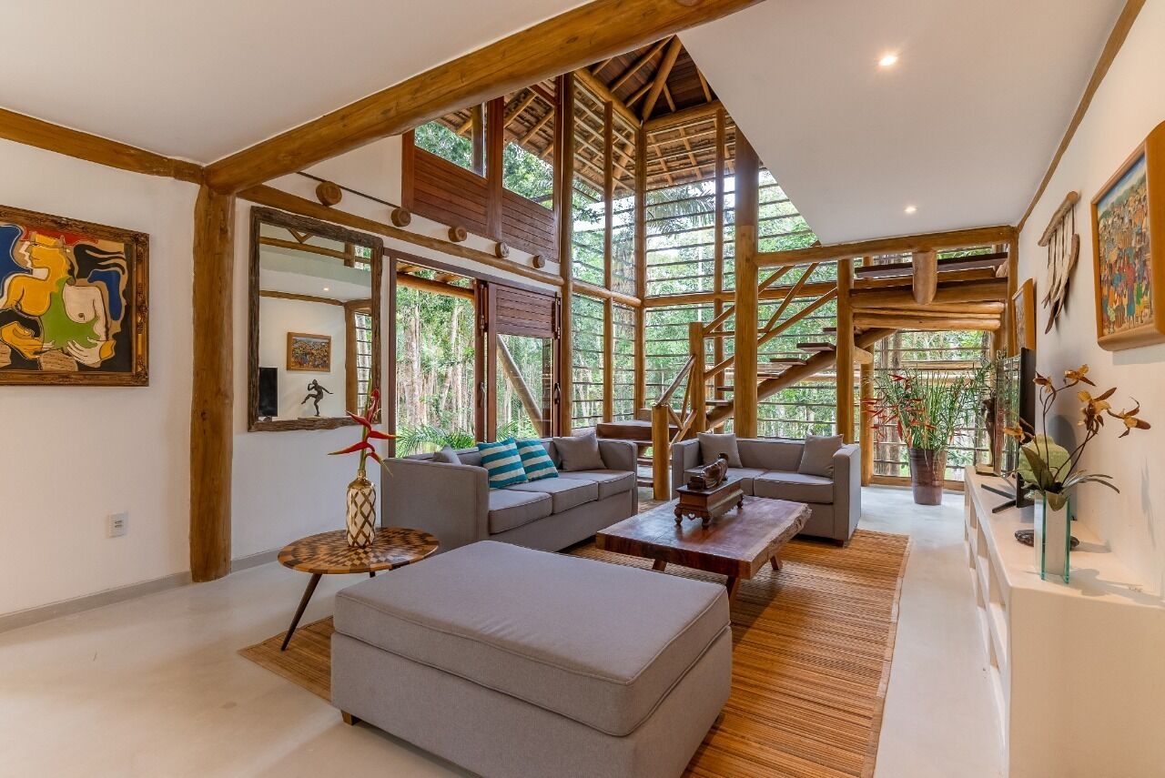 Villa Heliconia | Ruang keluarga | TV LCD
