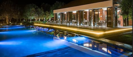 Piscine extérieure