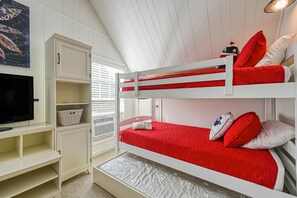 4 Schlafzimmer, Bügeleisen/Bügelbrett, Internetzugang, Bettwäsche