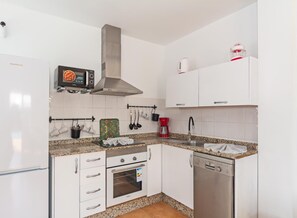 Fridge, microwave, oven, dishwasher