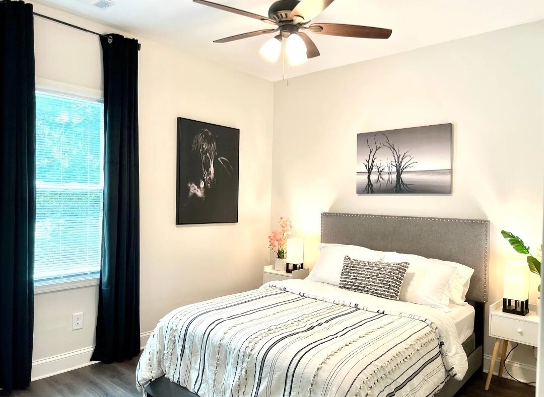 Beautiful, condo centrally located Atlanta gem!