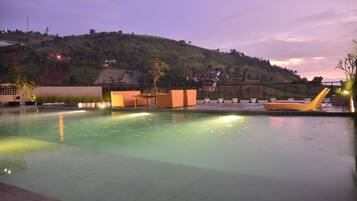 ์ผ์ธ ์์์ฅ