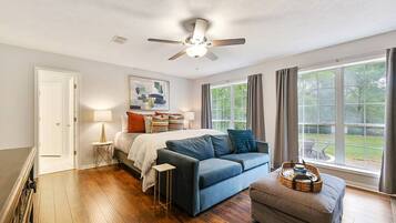 3 Schlafzimmer, BĂŒgeleisen/BĂŒgelbrett, Reisekinderbett, kostenloses WLAN