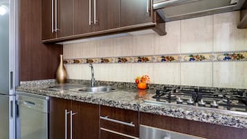 Fridge, microwave, oven, dishwasher