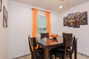 Dining - Cheerful Upstairs Unit of Guest Home with Private Terrace, BBQ Area & Yard Games (Atlanta)