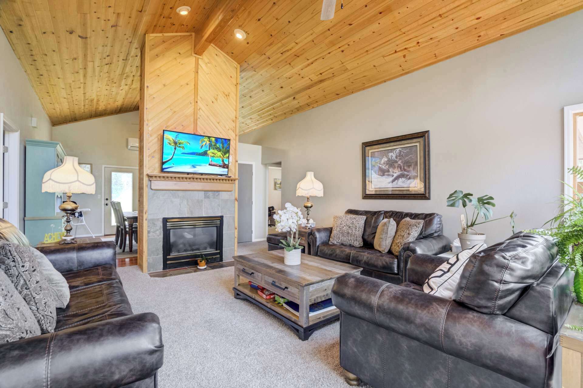 Smart TV, fireplace, DVD player