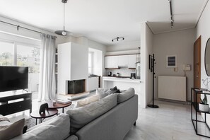 Smart-TV, Kamin