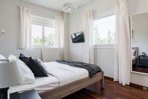 1 slaapkamer, een bureau, een strijkplank/strijkijzer, gratis wifi