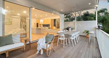 Luxury Villas The Break (Beachfront + Heated Pool)