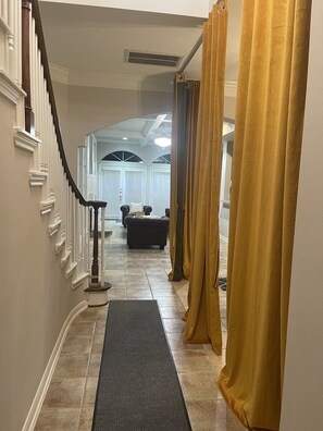 Luxury House | Living area | Printers - Enspaizo (Houston)