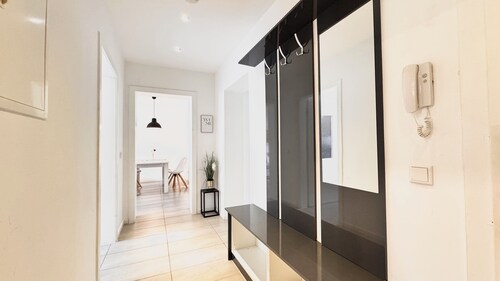 Centrally located near Essen main station and the University of Duisburg-Essen