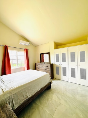 2 bedrooms, iron/ironing board, Internet, bed sheets - Escape to Paradise Brand New Bungalow with Ocean View in Discovery Bay 1 (Discovery Bay)