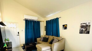 TV - Escape to Paradise Brand New Bungalow with Ocean View in Discovery Bay 1 (Discovery Bay)
