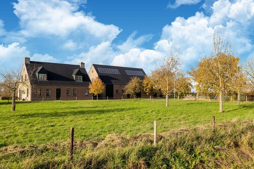 Holiday home in Sint Kruis with a garden
