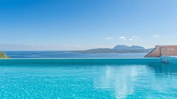 Family Apartment, Multiple Bedrooms (Casa Emozione With Shared Pool) | Pool