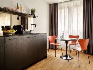 One Bedroom Apartment | Private kitchen - Boston Apartments (Hamburg)