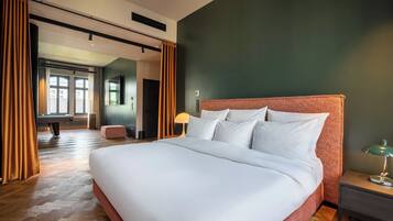 Superior Studio Suite | Hypo-allergenic bedding, soundproofing, free WiFi, bed sheets