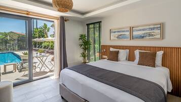 Elite kamer, 1 twee- of 2 eenpersoonsbedden | Luxe beddengoed, een minibar, een kluis op de kamer, een bureau